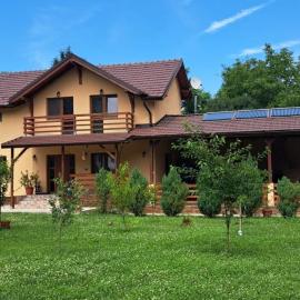 Pensiunea Inima Daciei, hotel din Costeşti