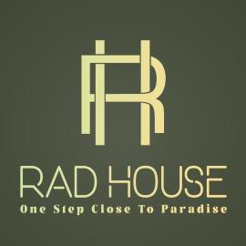 RadHouse Wellness Villa - Hot Tub & Fast WiFi、Perşaniのホテル