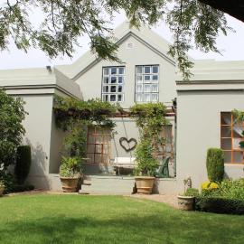 Potteberg Guest Farm, hotel in Malgas