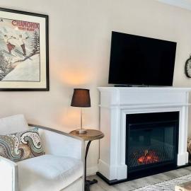 Designer Unit -Center of Town of Telluride, steps to Gondola and town park