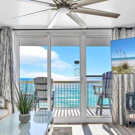 1004 Oceanfront Pelican Bch Resort Pools Prime Loc, Hotel in Destin