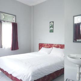 Hotel O Guest House Zidan 21, Hotel in Tana Paser
