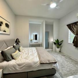 The P Lakehouse, hotel in Tanjong Sepat