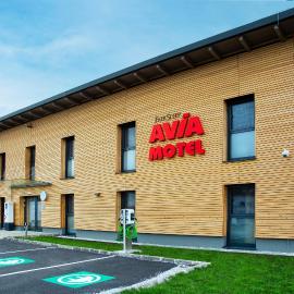 FairSleep AVIA Motel Zwettl، فندق في تزفيتل