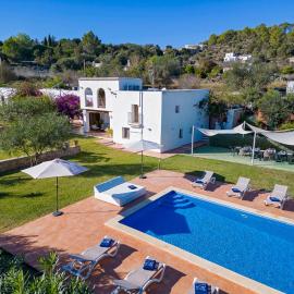 Villa near San Antonio Sleeps 10