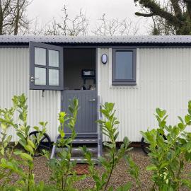 1 Bed Pod - Sleeps 2 - Pets - Garden - Parking, hotel a Boston