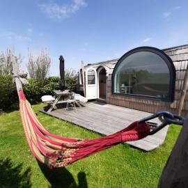 Viesnīca Tiny House De Boet, in Natuurgebied en vlakbij het Strand pilsētā Kalantsoga