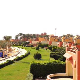 Utopia Villas - Ain Soukhna, hotel in Al Ḩafāʼir