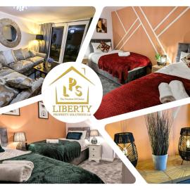 6 Guests * 4 Bedroom * Free Wi-Fi *Huntingdon, hotel in Huntingdon