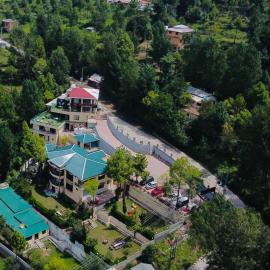 SKYmount, hotel en Murree