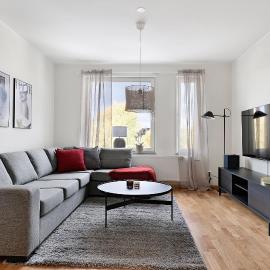 Guestly Homes - 1BR Corporate Suite, Hotel in Boden