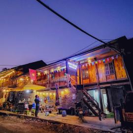 Minh Quang homestay, hotel Ba Bében