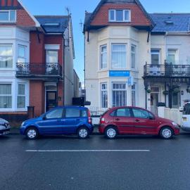 Villa Guest House, hotel a Porthcawl