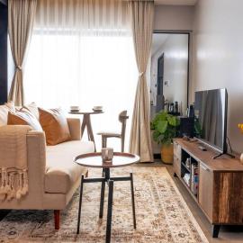 Shelly's suites-Modern studio with rooftop pool, gym and restaurant in Westlands