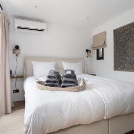 Bed and Breakfast Bij ons in het bos, hotel in Bergen op Zoom