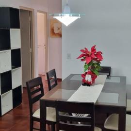 Apartamento Lia Pitangueiras Centro Guarujá , 150 metros da Praia Vista Mar ap da dona lia