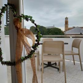 Centralissimo appartamento di Charme con 2 camere, 2 bagni, terrazza, aria condizionata