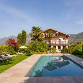 Hotel Appartement Lahngut, hotel em Nalles