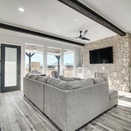 Lake & Sunset Views: Spacious Monkey Island Home