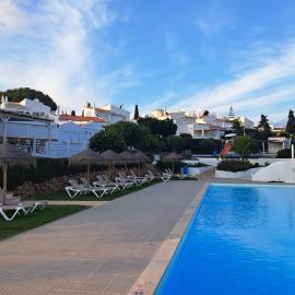 Apartamento Senhora da Rocha, hotel in Armação de Pêra