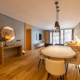 ISARD HOMES & SPA by SELECT RENTALS