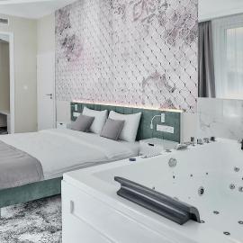 Tulip Inn Żyrardów โรงแรมในซิราร์ดูฟ