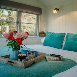 Blatchford Briar - Award Winning Private Shephards Huts with their own Secluded Hot Tubs, hotel u gradu Milton Abbot