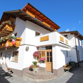 Gästeheim Anni Winkler, hotel in Nauders