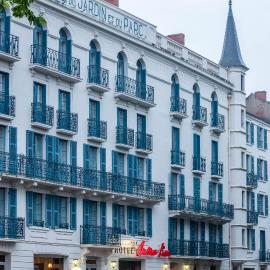 Noemys Neris Montlucon - hotel restaurant, hotell i Néris-les-Bains