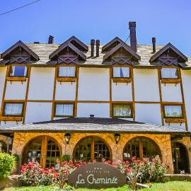 Viesnīca Hotel & Spa La Cheminée pilsētā Sanmartina de los Andesa
