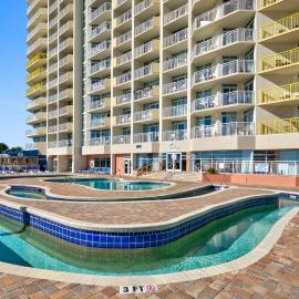 Bay Watch Resort - by Vacasa: Myrtle Beach'te bir otel