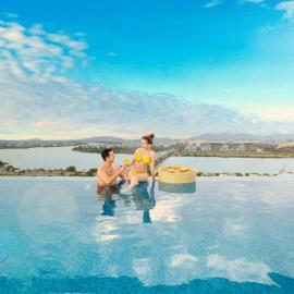 RHM Luxury Hotel And Suite, viešbutis Danange