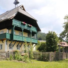 Modernes Apartment in altem Bauernhaus