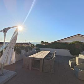Patio d'Azur toit terrasse haut de gamme 3 ch jacuzzi coeur de ville et plage