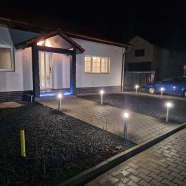 Home in Residential Neighborhood, hotel en Arad