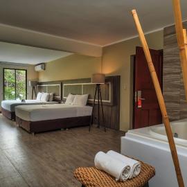 Rado Hotel - Quintanas、トルヒーリョのホテル