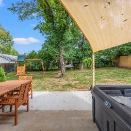 The Luxe/HotTub/Playground/12min KHP/30min Ark, hotelli kohteessa Georgetown