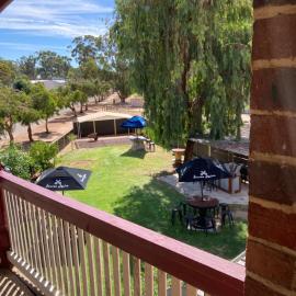 Yealering Hotel: Yealering şehrinde bir otel