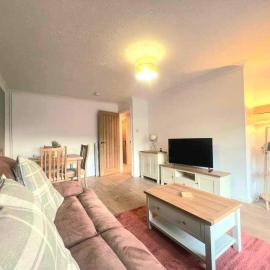 Comfortable Norfolk Bungalow, hotel in Dersingham