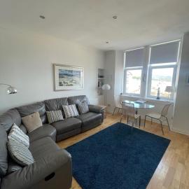 Millport Beach Apartment, Crichton St, sea views