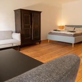 Loft Apartment mit großer Badewanne B, Hotel in Mügeln