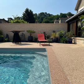 Chambre dans maison avec piscine, hotel a Brive-la-Gaillarde