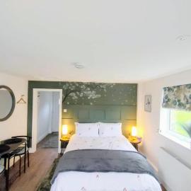 Robin's Nest Guestroom, hotel a Friskney