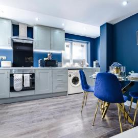 Sleek Modern 3BR Flat in Nunhead