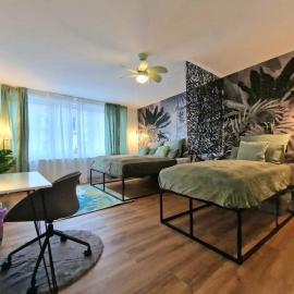 Light Jungle - Innenstadt für 7 Grill Balkon Netflix Waschtrockner