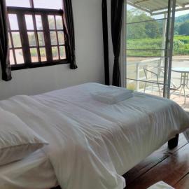 ริมกก โฮมสเตย์ rim-kok homestay, hotel in Ban Prong Ron