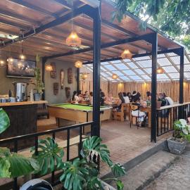 Uthando Backpackers Lodge, hotel sa Oudtshoorn