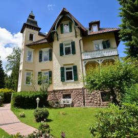 Bergschlössl Herrenwies, hotel a Forbach