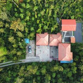 The Brown and Brew Homestay, hotel in Chikmagalūr