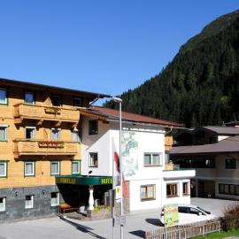 Hotel Garni Forelle, hotell i Tux